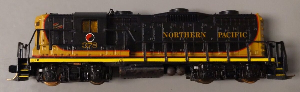 Life Like 7115 N Northern Pacific GP18 Diesel Locomotive #378 EX/Box