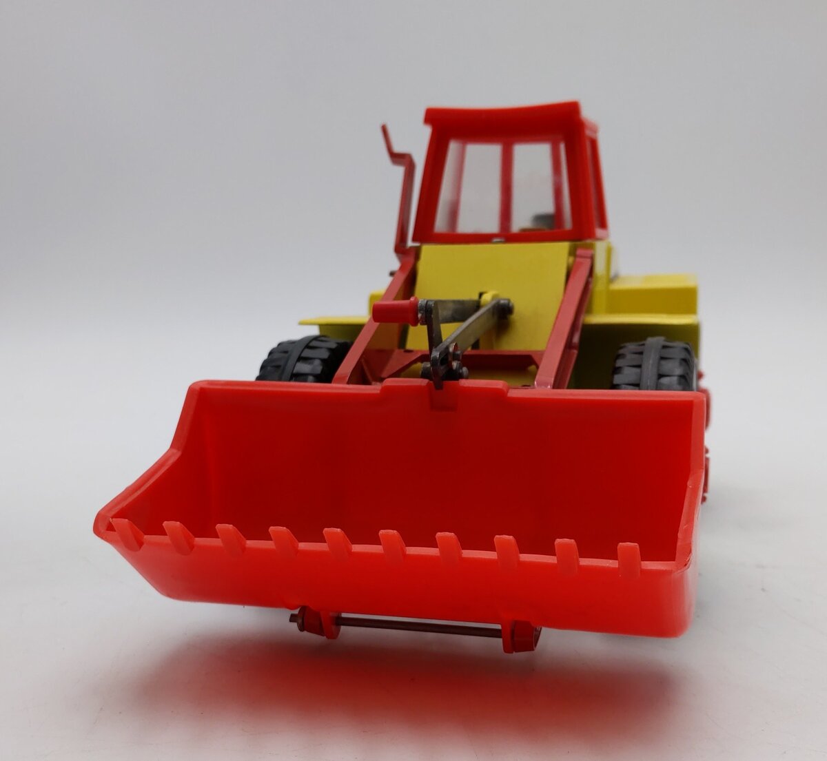 Patent Gama Mechanik 1:25 Scale Diecast Hanomag Radlader B14C 430 EX/Box