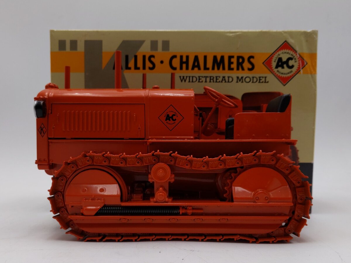 SpecCast 1:16 Scale Diecast Allis-Chalmers Milwaukee Crawler Tractor EX/Box