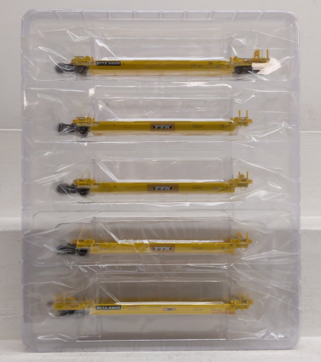 Scale Trains SXT40084 HO Scale DTTX P-S/TRN Backpacker 5-UNit Well Car #64015 MT/Box