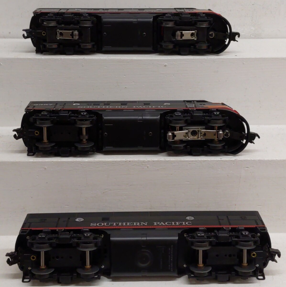 Lionel 6-38197 O Gauge Southern Pacific F-3 ABA Diesel Locomotive Set #2387 EX/Box