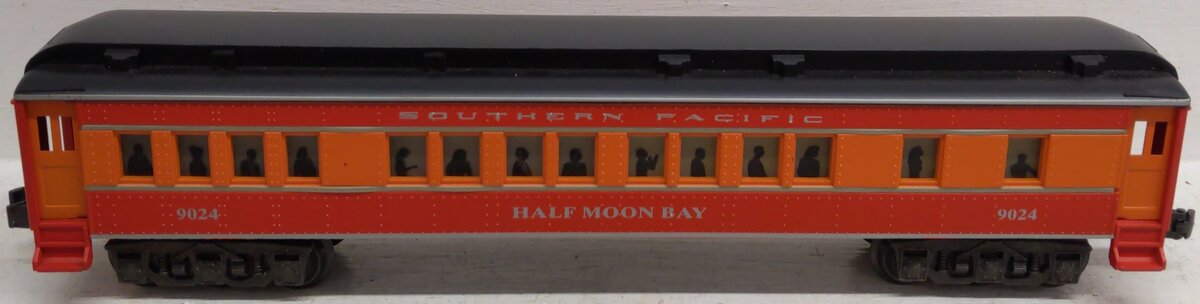 Lionel 6-19024 O Gauge Southern Pacific "Half Moon Bay" Madison Passenger Car EX/Box