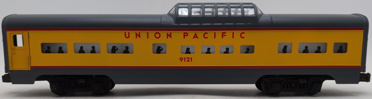 Lionel 6-19121 O Gauge Union Pacific Aluminum Vista Dome Passenger Car EX/Box