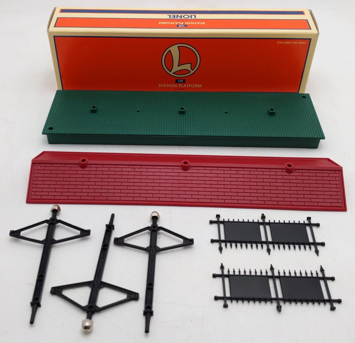 Lionel 6-12731 O Gauge Train Station Platform Model Building Kit EX/Box