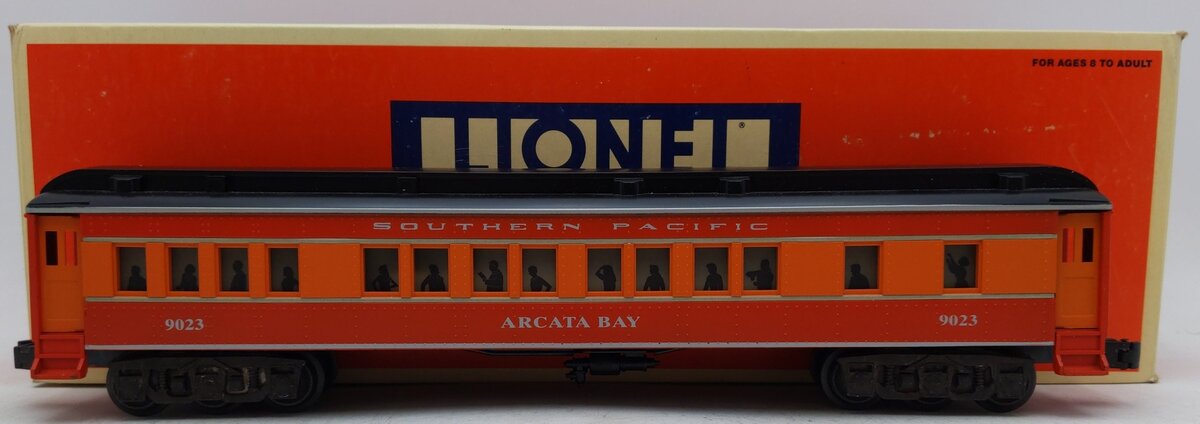 Lionel 6-19023 O Gauge Southern Pacific "Arcata Bay" Madison Passenger Car EX/Box