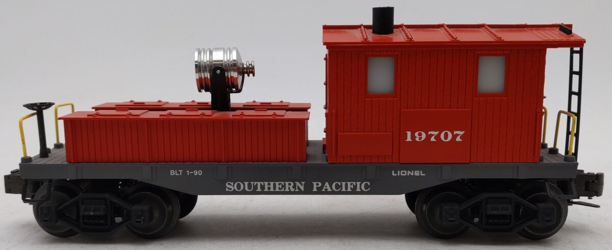 Lionel 6-19707 O Gauge Southern Pacific Searchlight Work Caboose #19707 EX/Box