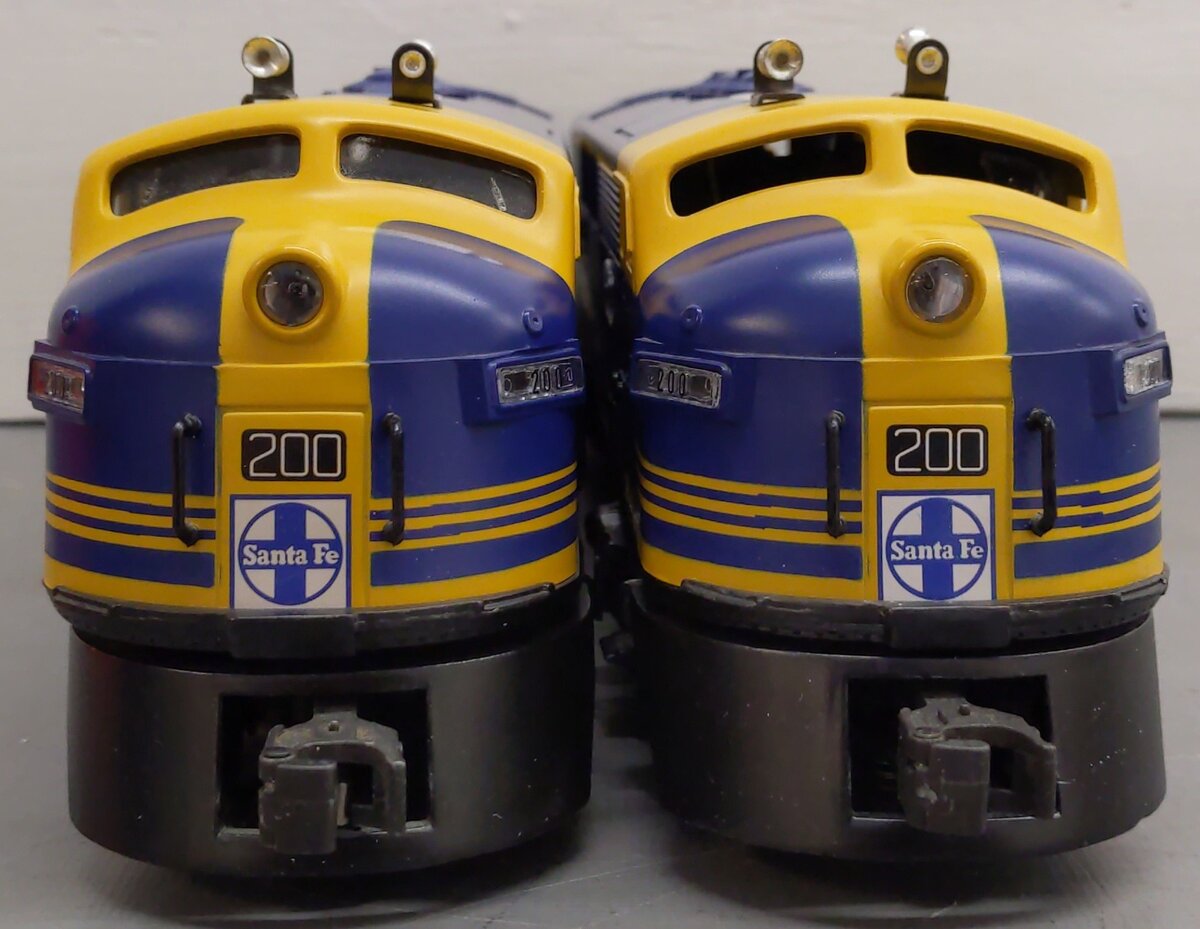 Lionel 6-18117 O Gauge Santa Fe Blue/Yellow F3 AA Diesel Set EX/Box