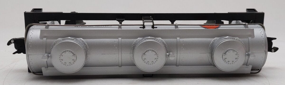 Lionel 6-19612 O Gauge Gulf Triple Dome Tank Car #6425 EX/Box