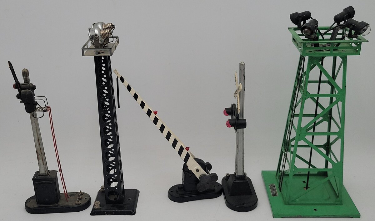 Marx & Lionel O Gauge Assorted Accessories #395,416A,151,154,252 [5] VG