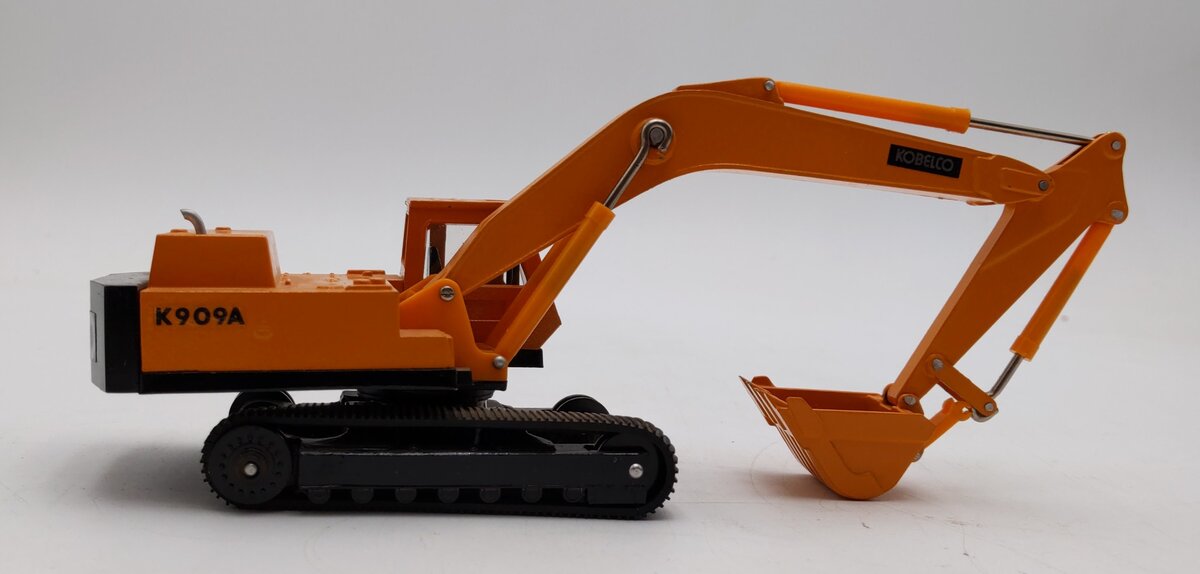 Kobelco 1:50 Scale Diecast Power Shovel K909A VG/Box