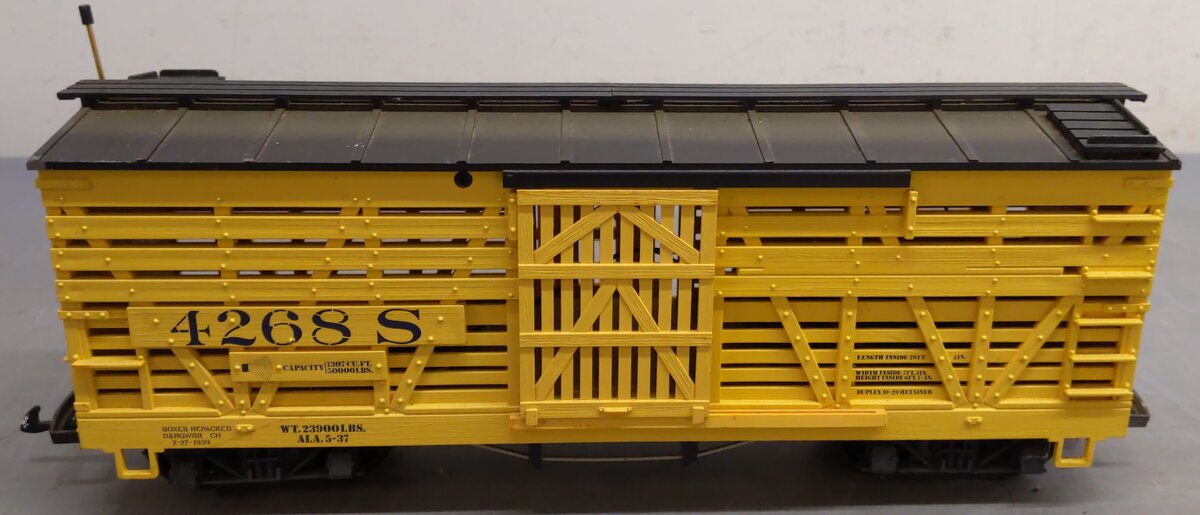 LGB 4268S G Scale Yellow Cattle Sounds Stock Car VG
