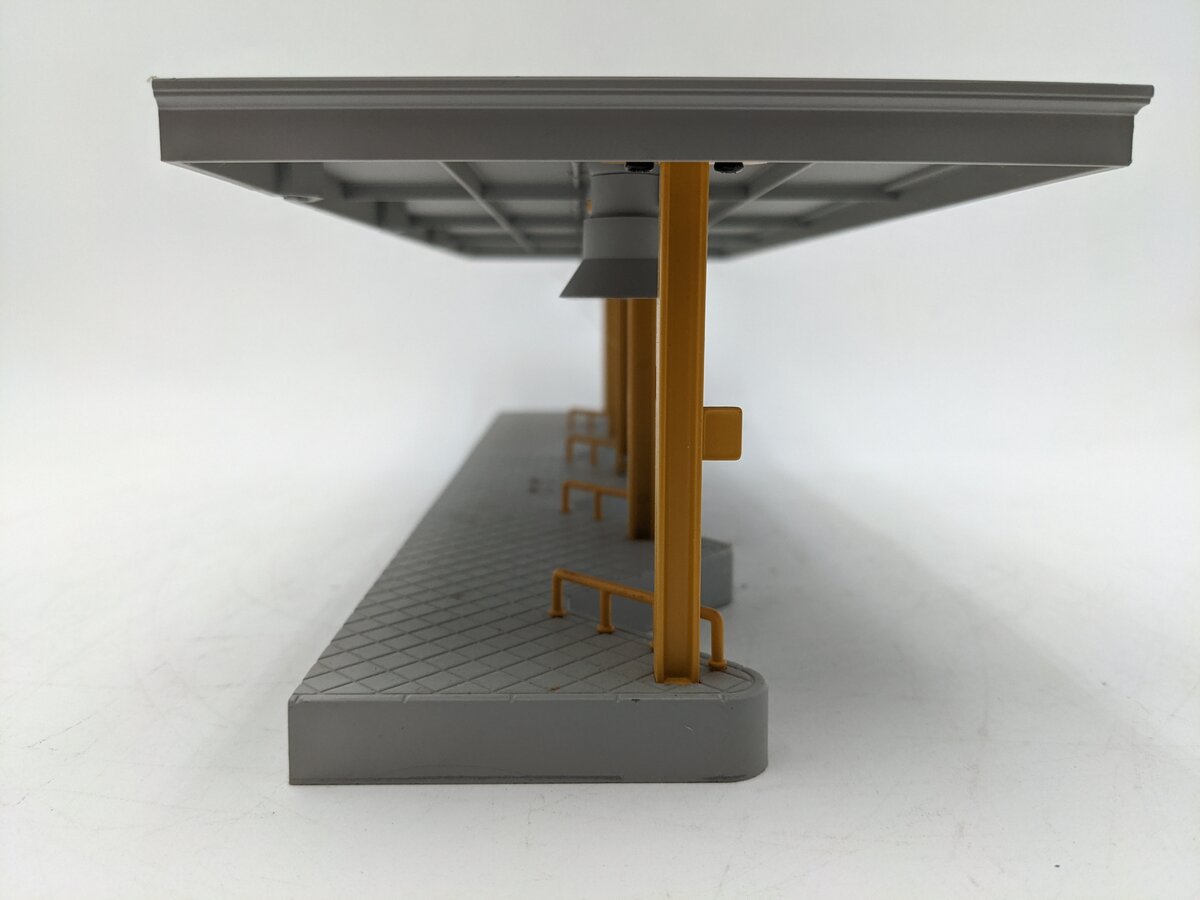 MTH 30-9071 O Scale Bus Station Dock EX
