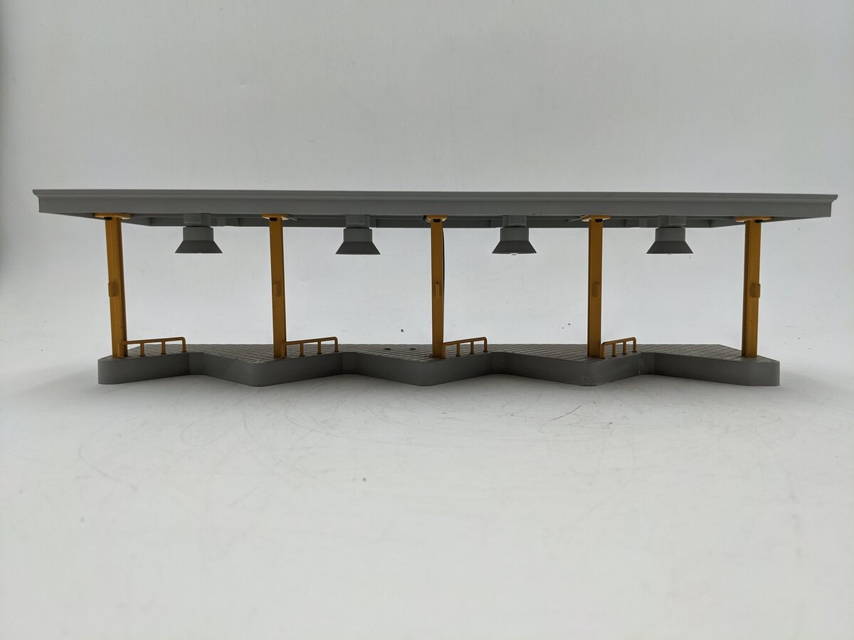 MTH 30-9071 O Scale Bus Station Dock EX