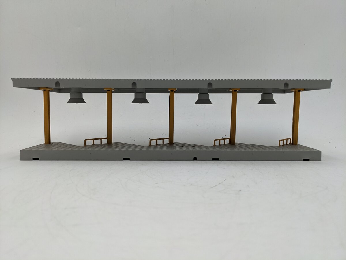 MTH 30-9071 O Scale Bus Station Dock EX