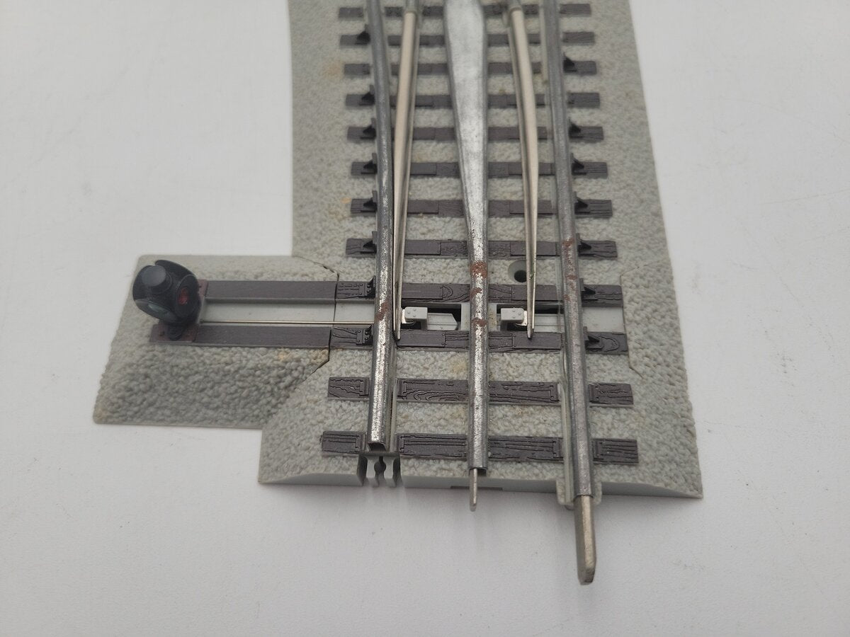 Lionel 6-12057 O O60 FasTrack Left Hand Remote Switch Turnout VG/Box