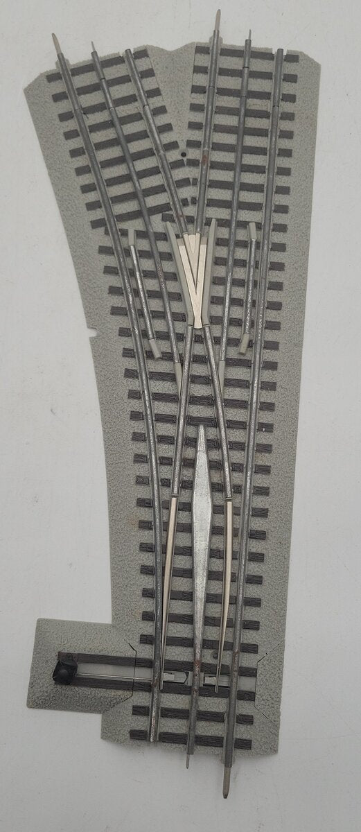 Lionel 6-12057 O O60 FasTrack Left Hand Remote Switch Turnout VG/Box
