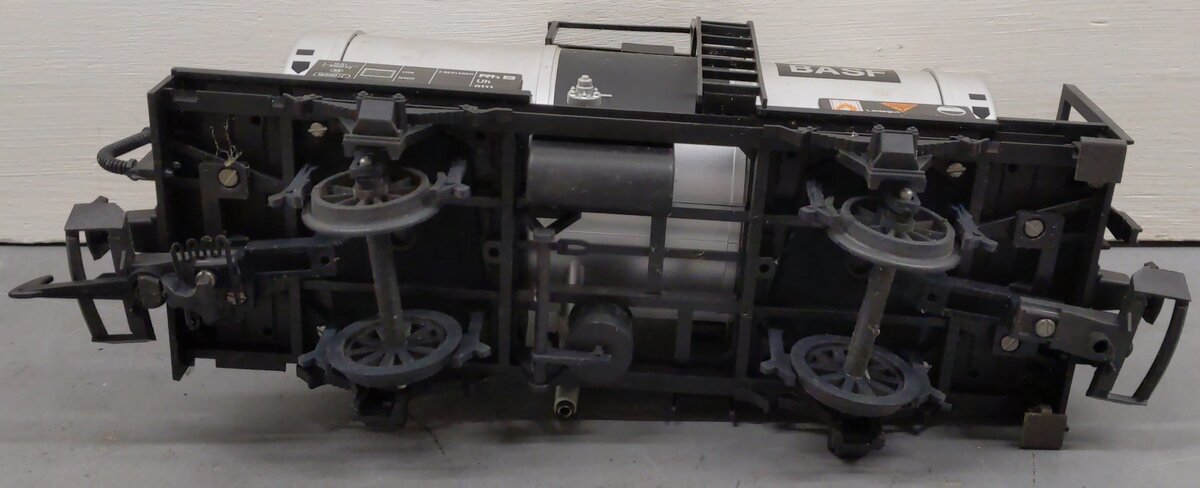 LGB 4040C G Scale BASF Single Dome Tank Car VG
