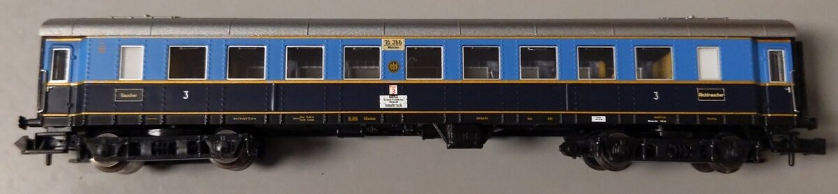 Liliput L364532 N Karwendel-Express German State Railroad 3rd Class Coach #16366 LN/Box