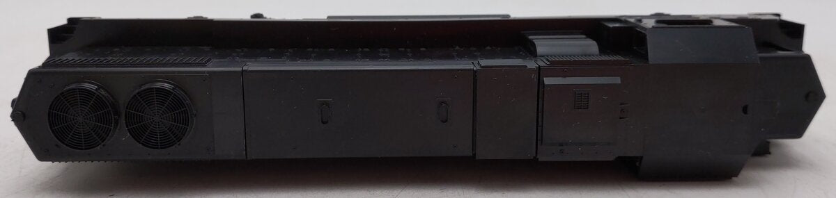 Athearn HO Scale Undecorated GP-38 Powered Diesel Locomotive EX/Box