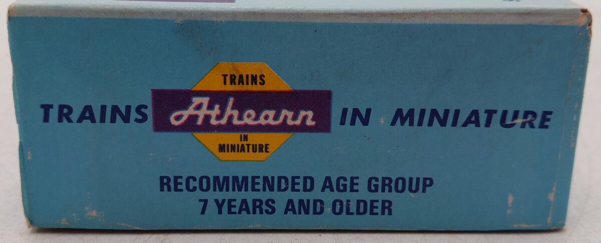 Athearn HO Scale Undecorated GP-38 Powered Diesel Locomotive EX/Box