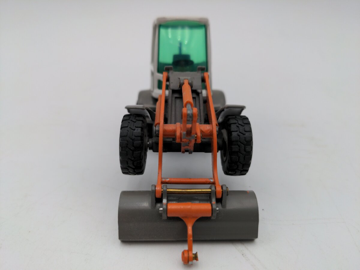 NZG 444 1:50 Scale Diecast Atlas Weyhausen 80 Loader VG/Box