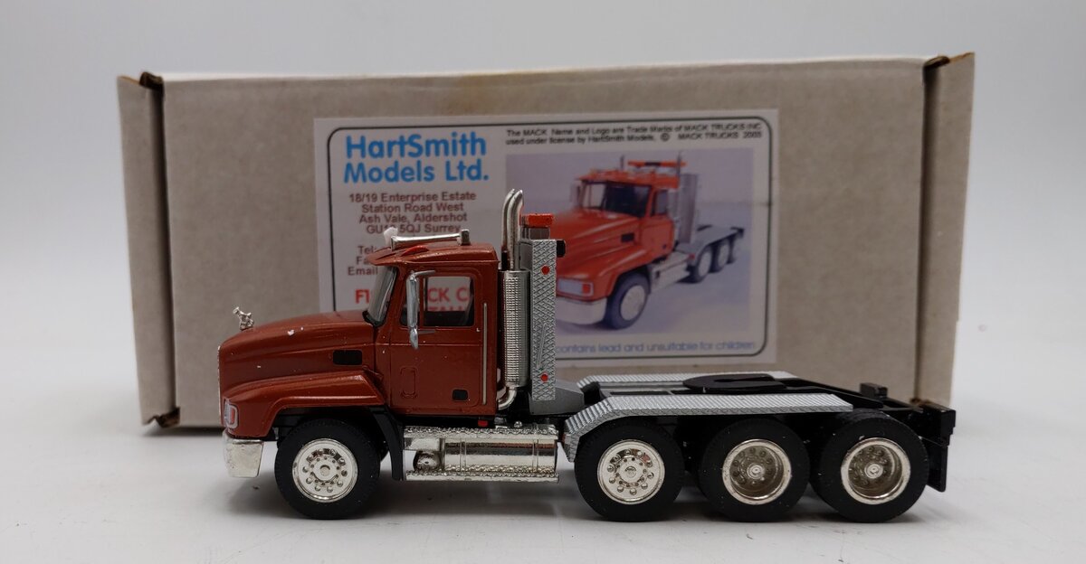 HartSmith Models Ltd.1:50 Scale Diecast F195 Mack CH Metallic Orange EX/Box