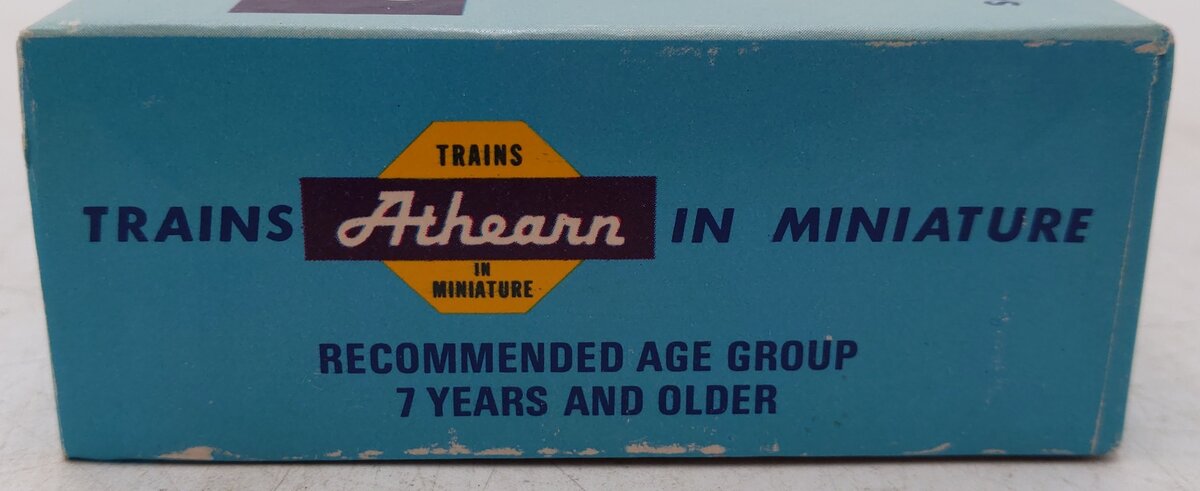 Athearn 4631 HO Santa Fe GP-50 Powered Diesel Locomotive #3814 EX/Box