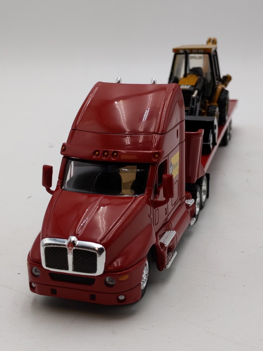 Norscot 55117 1:50 Scale CAT Flatbed Hauler w/ CAT 420D IT Backhoe Loader EX/Box