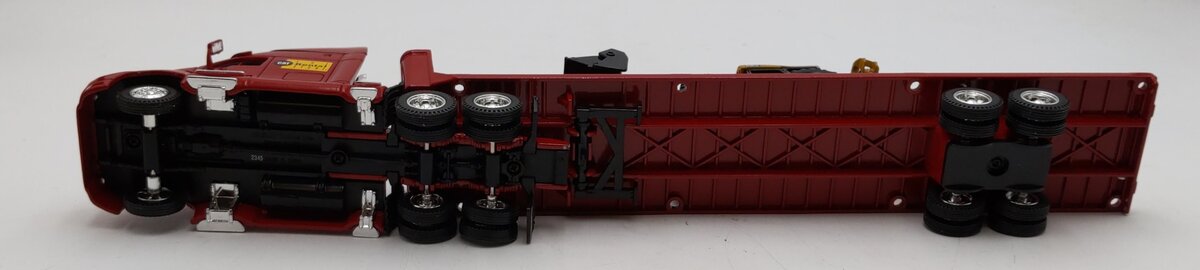 Norscot 55117 1:50 Scale CAT Flatbed Hauler w/ CAT 420D IT Backhoe Loader EX/Box