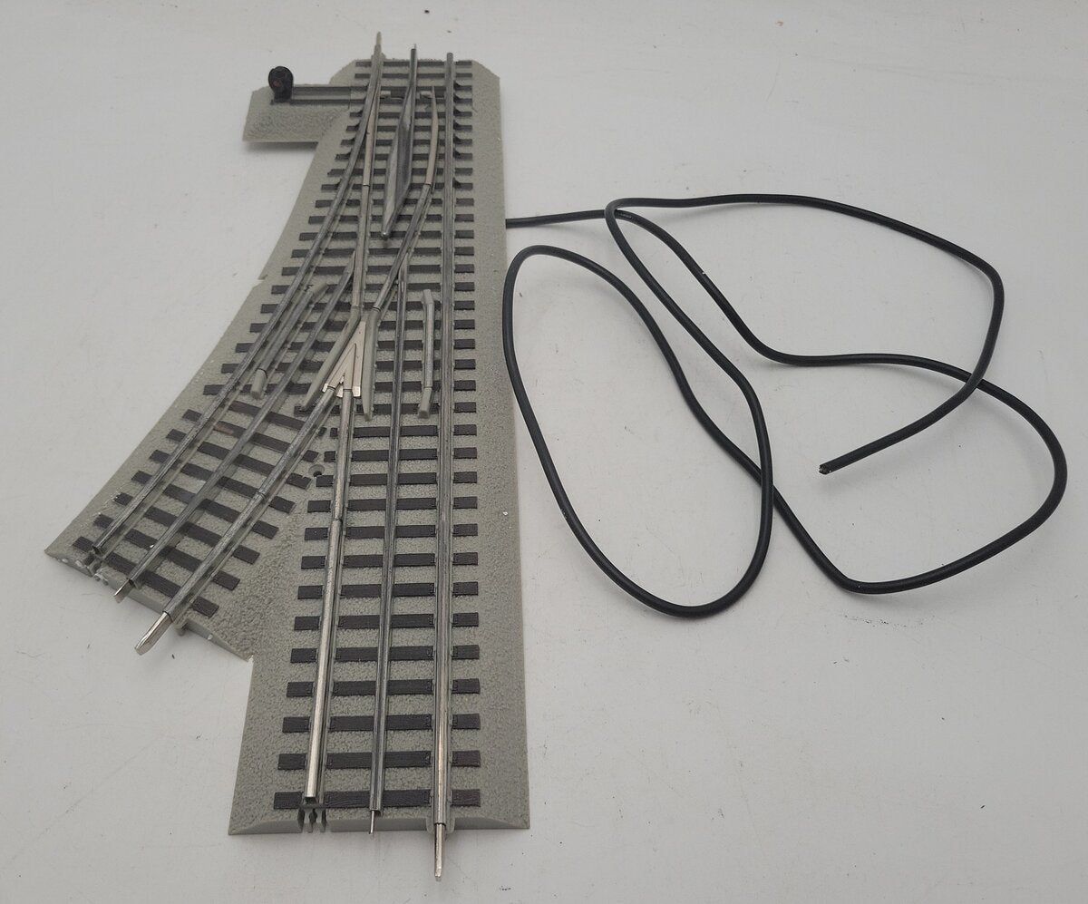 Lionel 6-12066 O Gauge O48 Right Hand Remote-Control 30° FasTrack Switch Turnout EX/Box