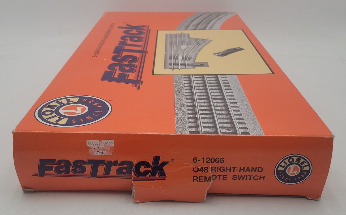 Lionel 6-12066 O Gauge O48 Right Hand Remote-Control 30° FasTrack Switch Turnout EX/Box