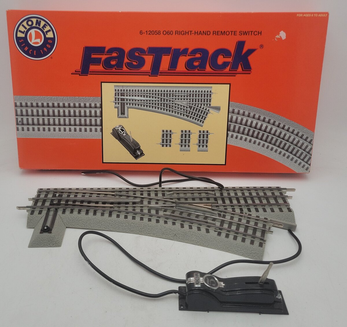 Lionel 6-12058 O O60 FasTrack Right Hand Remote Control Switch Turnout EX/Box