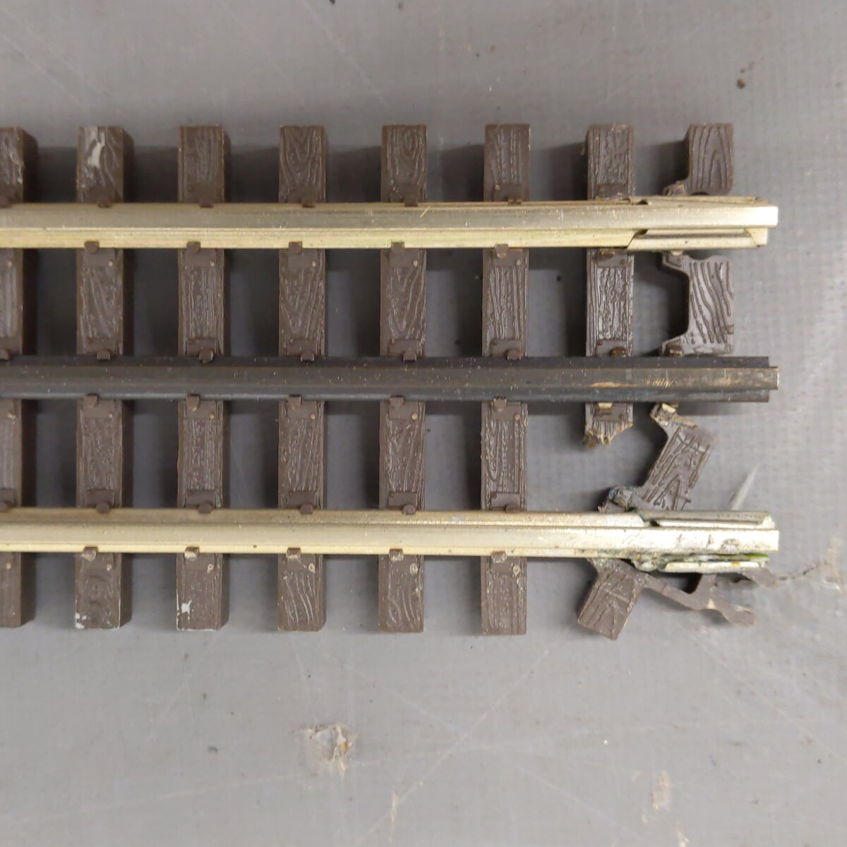 Atlas 6058 40 Inch Rigid Straight Track (6) VG
