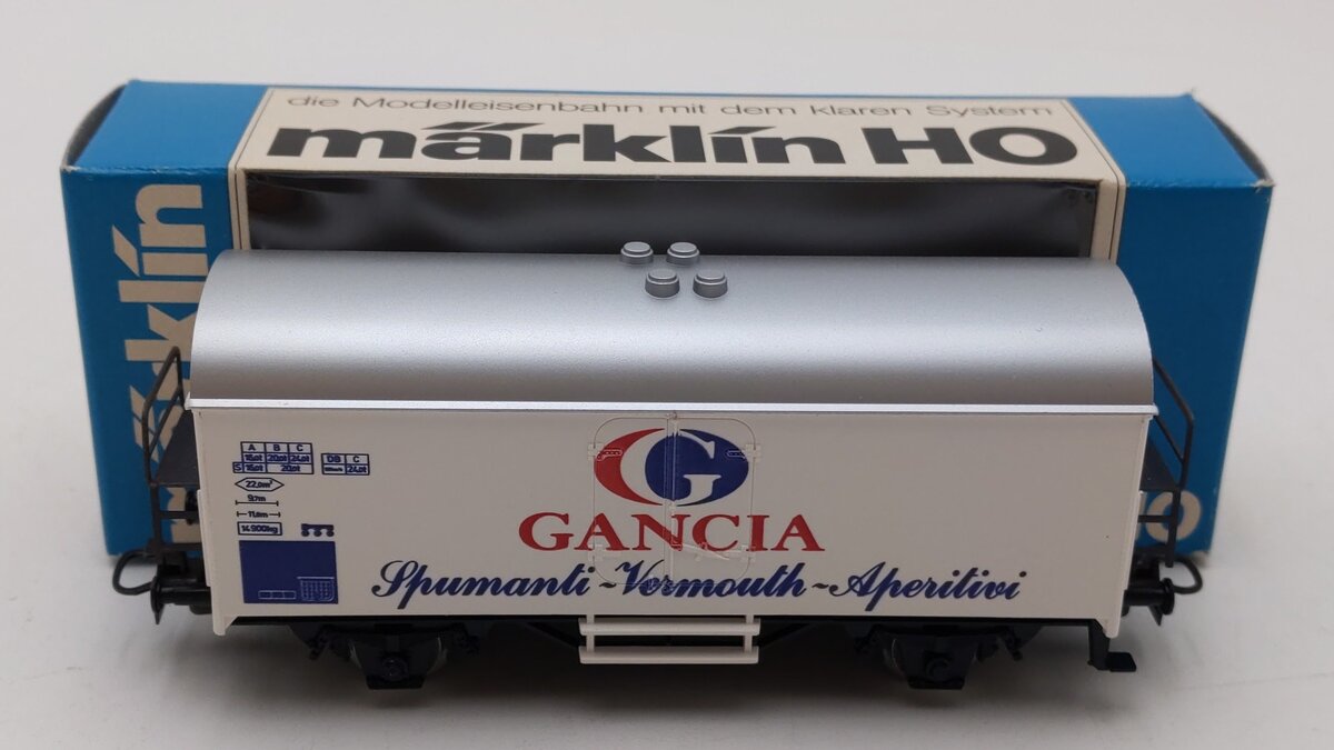 Marklin 4415 HO Scale Gancia Spumanti-Vermouth-Aperitivi Reefer Car EX/Box