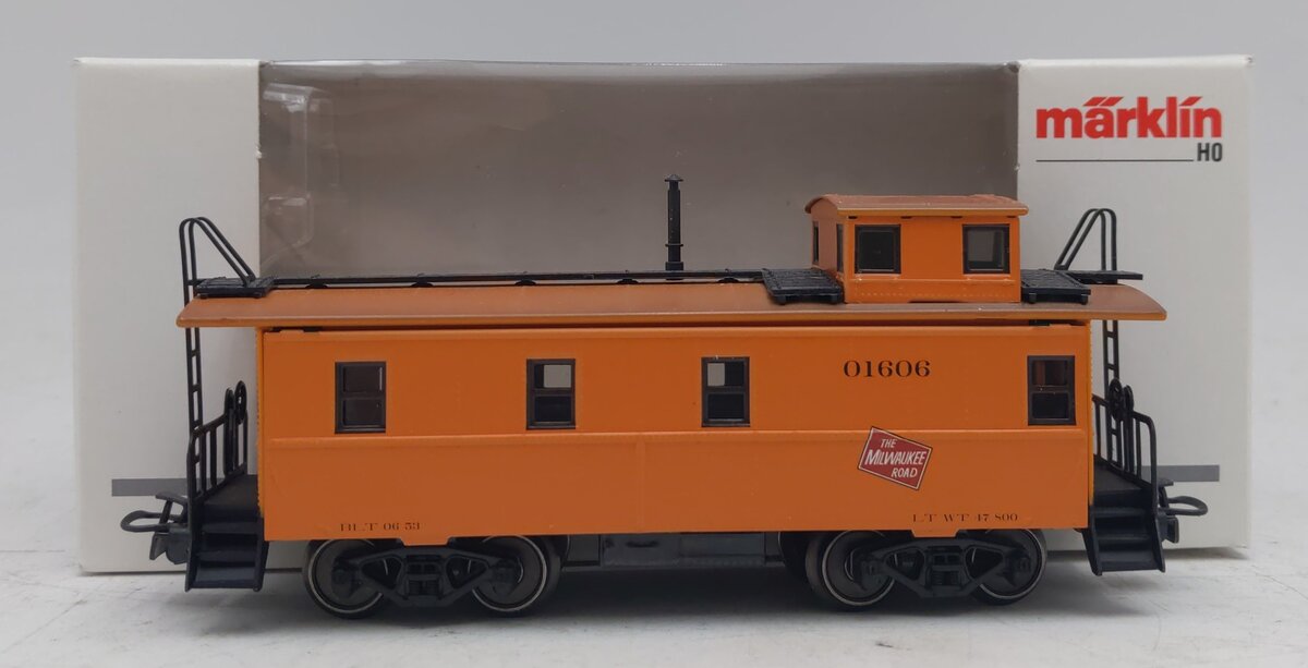 Marklin 45704 HO Scale Milwaukee Road Caboose LN/Box