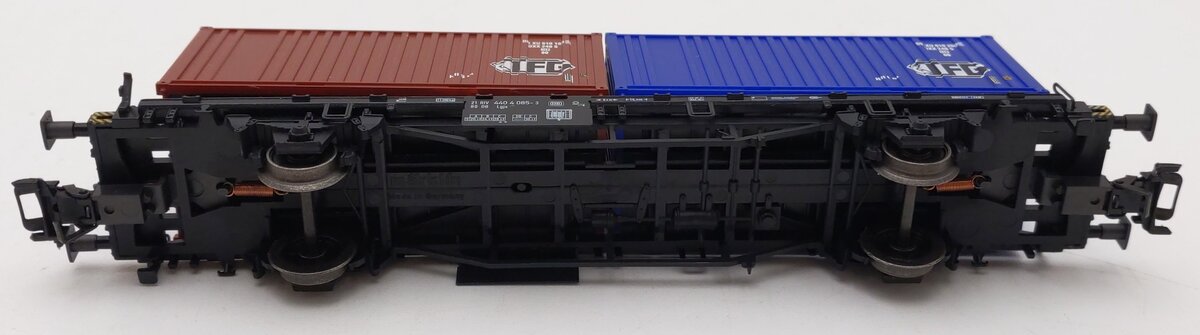 Marklin 4768 HO Scale Flatcar with 2 Containers LN/Box