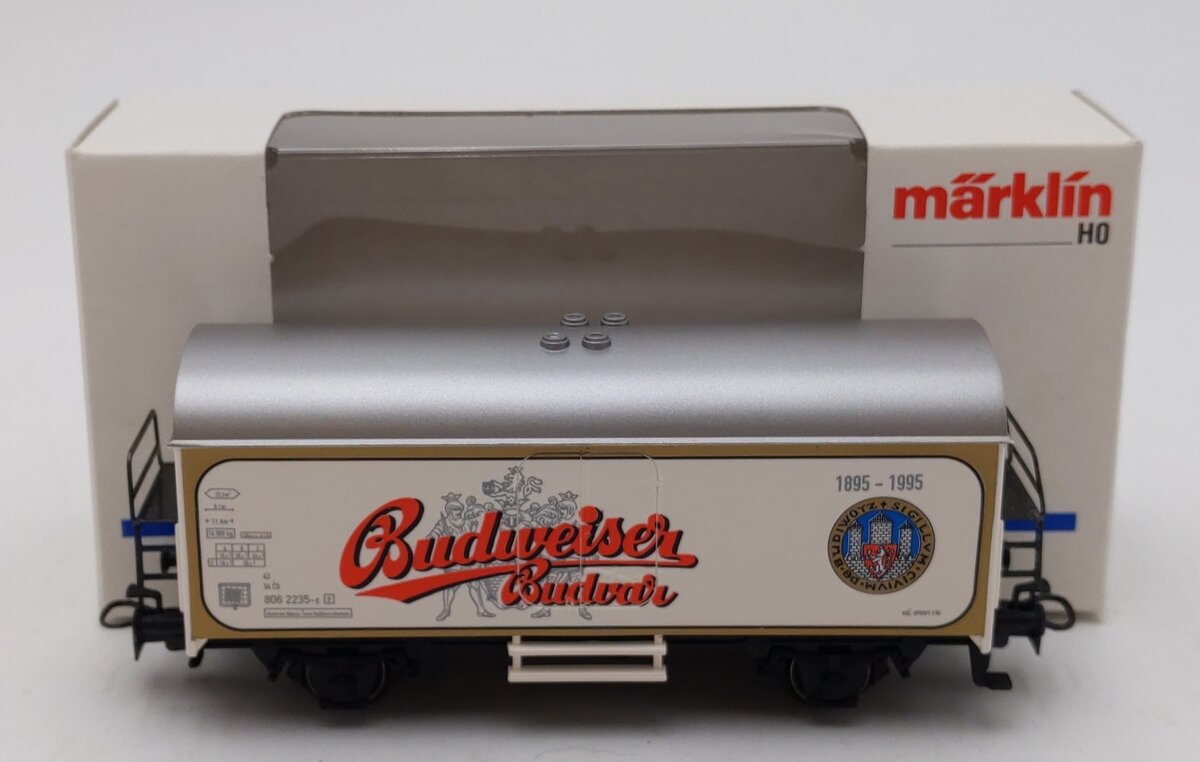Marklin 4422 HO Scale Budweiser Budvar Beer Car LN/Box