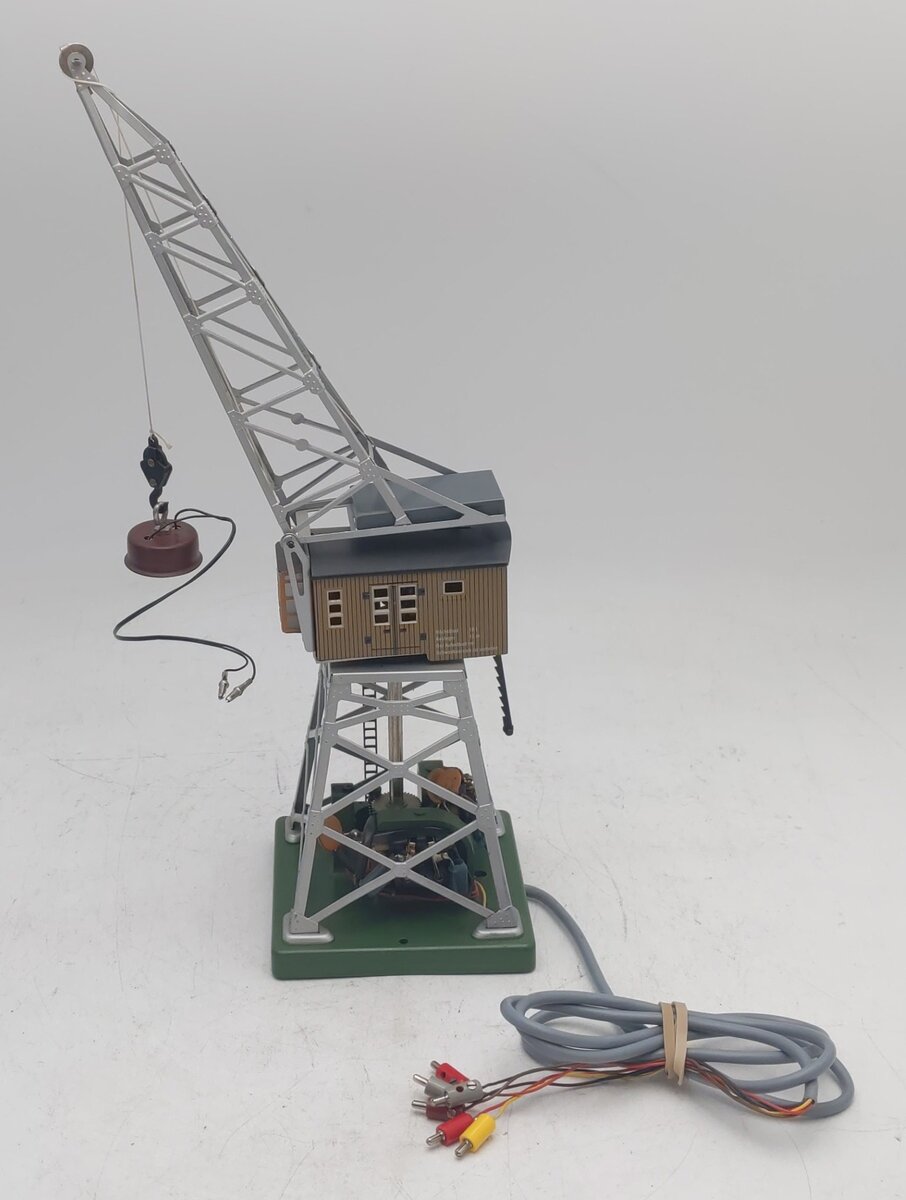 Marklin 7051 HO Scale Remote Controlled Gantry Crane LN/Box