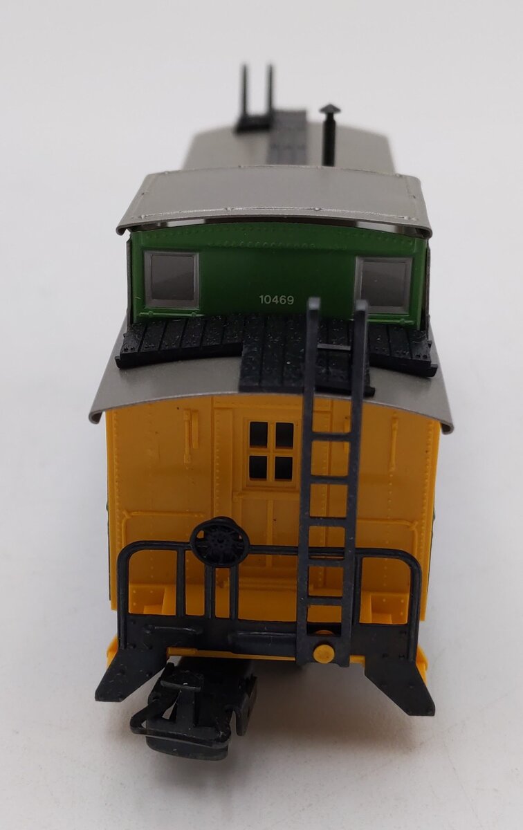 Marklin 4775 HO Scale Burlington Northern Caboose #10469 EX/Box