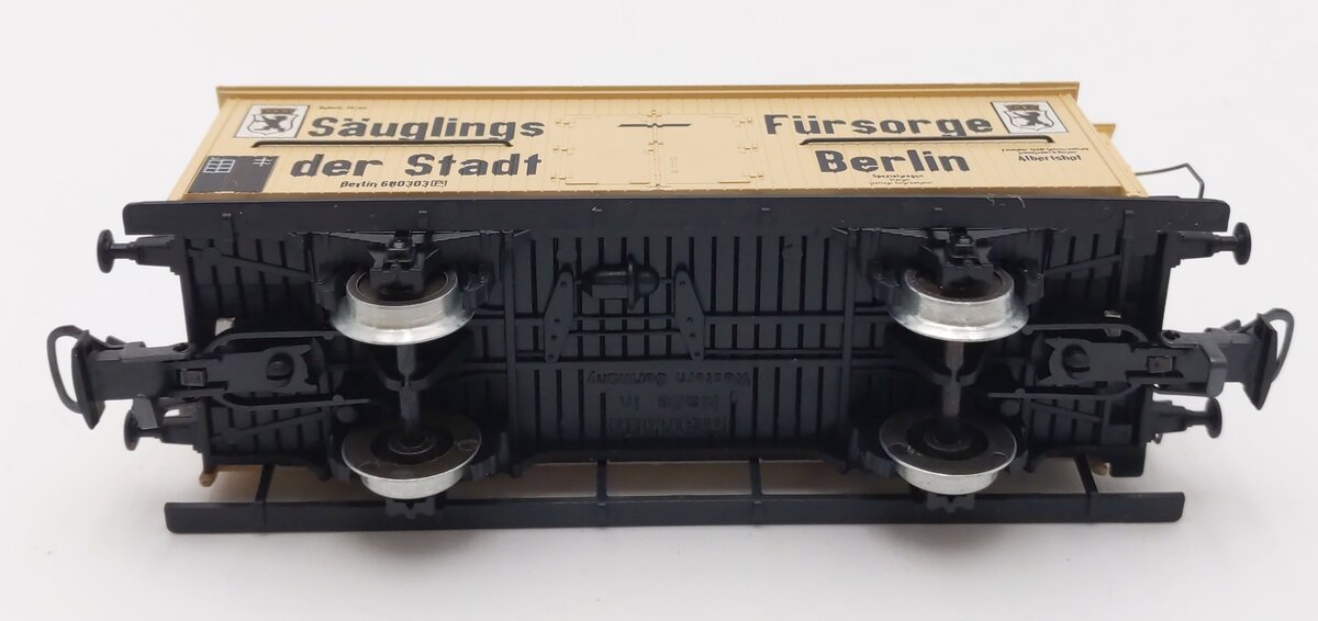 Marklin 4781 HO Scale Sauglings Fursorge der Stadt Reefer Car LN/Box