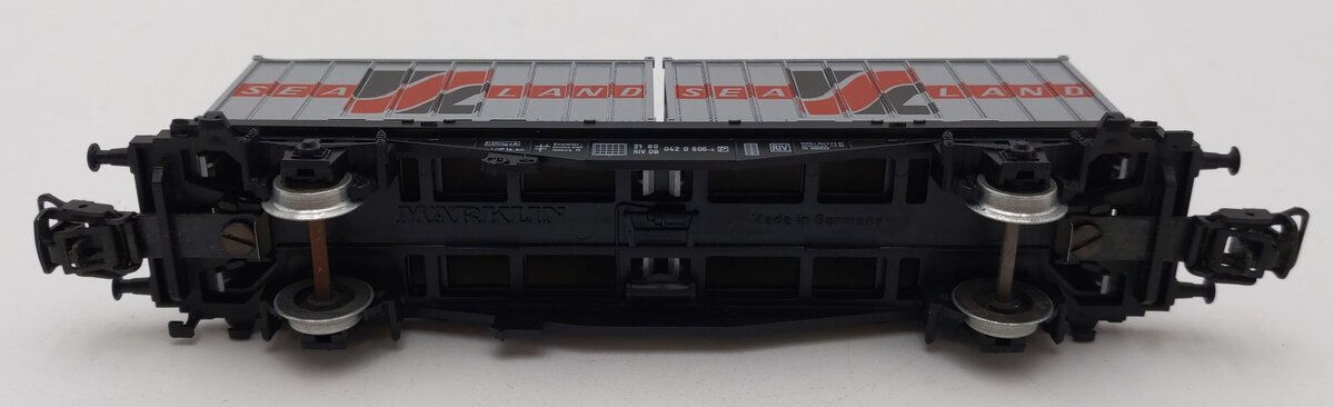 Marklin 4668 HO Scale DB Flatcar w/2 Sea Land Containers LN/Box