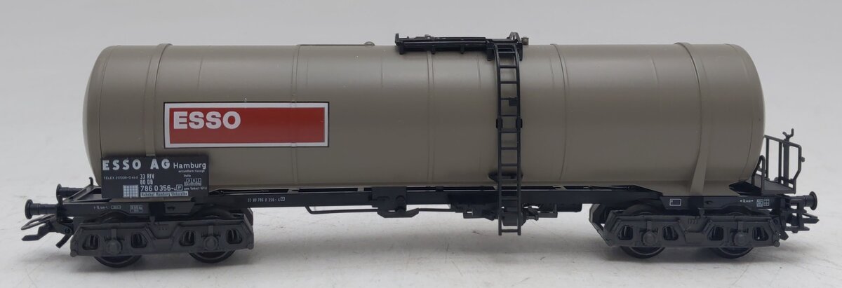 Marklin 4754 4 Axle Esso Tank Car LN/Box