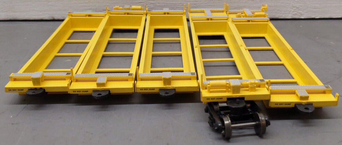 InterMountain 47304 HO Santa Fe Trailer-Train Thrall 5-Unit Well Car Set VG/Box