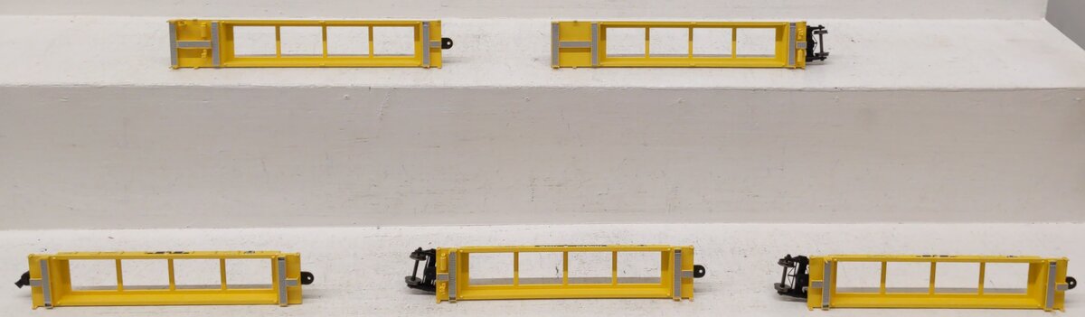 InterMountain 47304 HO Santa Fe Trailer-Train Thrall 5-Unit Well Car Set VG/Box