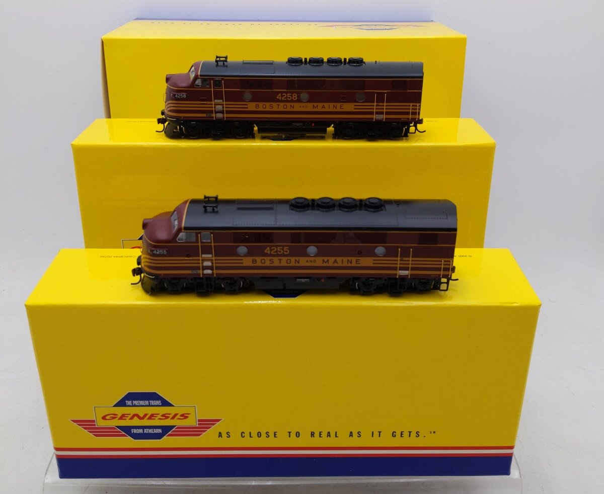 Athearn G15701 HO Boston & Maine F-2A/F-2A Set #4255 & #4258 EX/Box