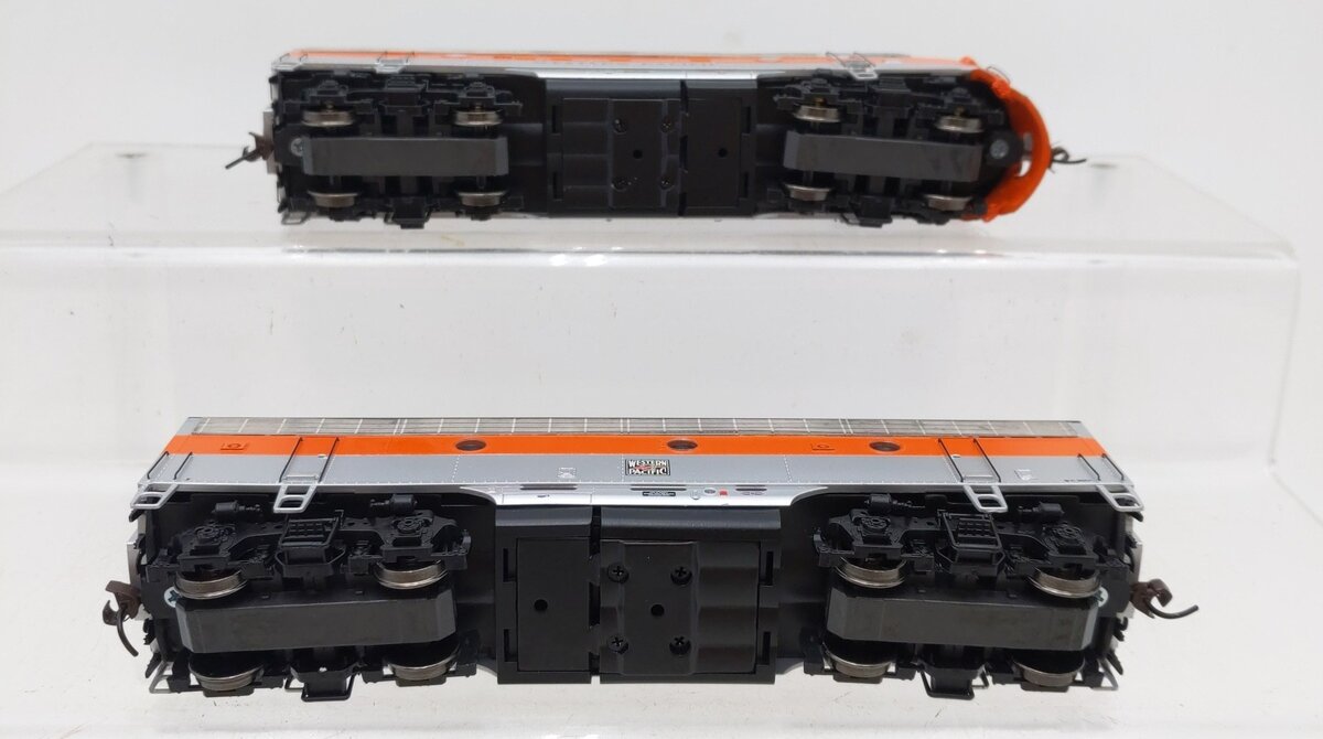 Athearn G1612 HO Western Pacific F-7AB Ph1 Diesel Locomotives #920-D/#920-C EX/Box