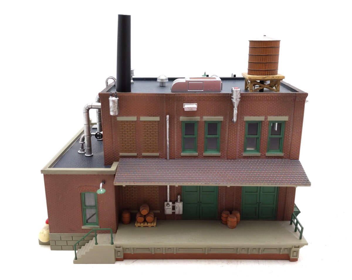 Woodland Scenics BR5026 HO Built-&-Ready Clyde & Dale's Barrel Factory Building LN