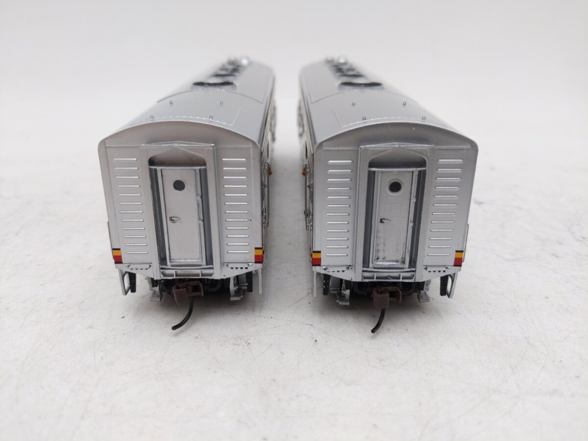 Athearn G1515 Genesis HO Scale Santa Fe F-7 BB Diesel Locomotive Set EX