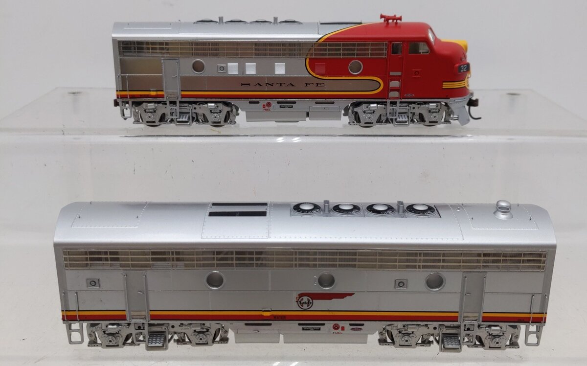 Athearn G15800 HO Scale Santa Fe EMD F3 AB Diesel Set w/DCC & Sound EX/Box