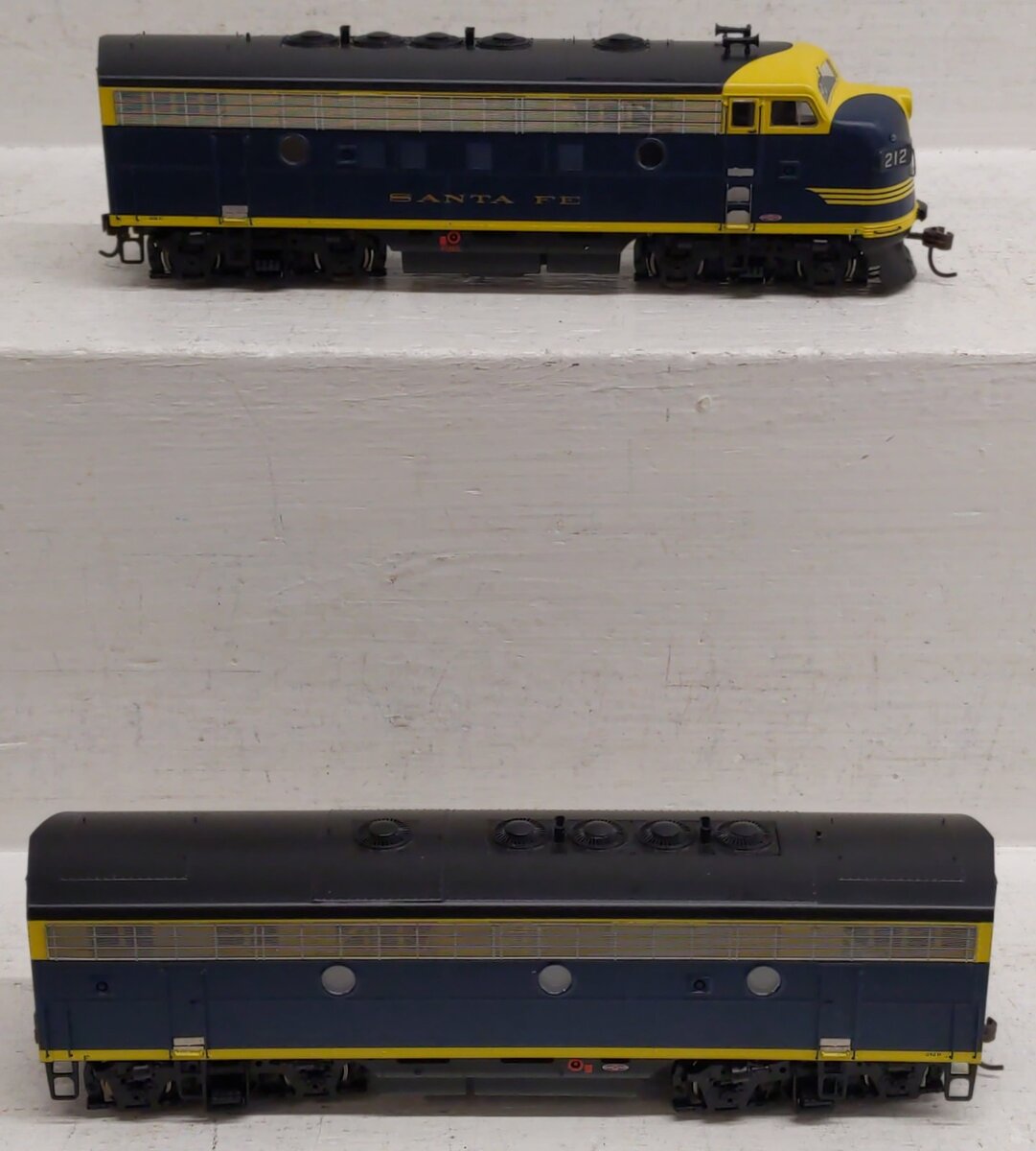 Athearn G1616 HO Santa Fe F-3 AB Diesel Locomotive Set EX/Box